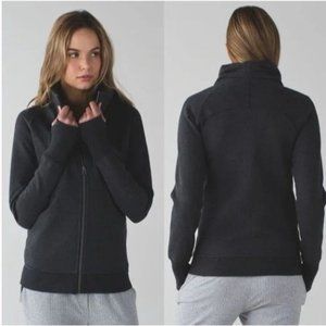Lululemon Cozy Cuddle Up Jacket in Heathered Black Size 8